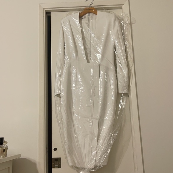 Akali House of CB Dress - Picture 7 of 12